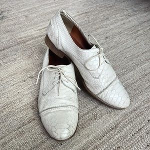 Madewell 1937 faux snakeskin loafers